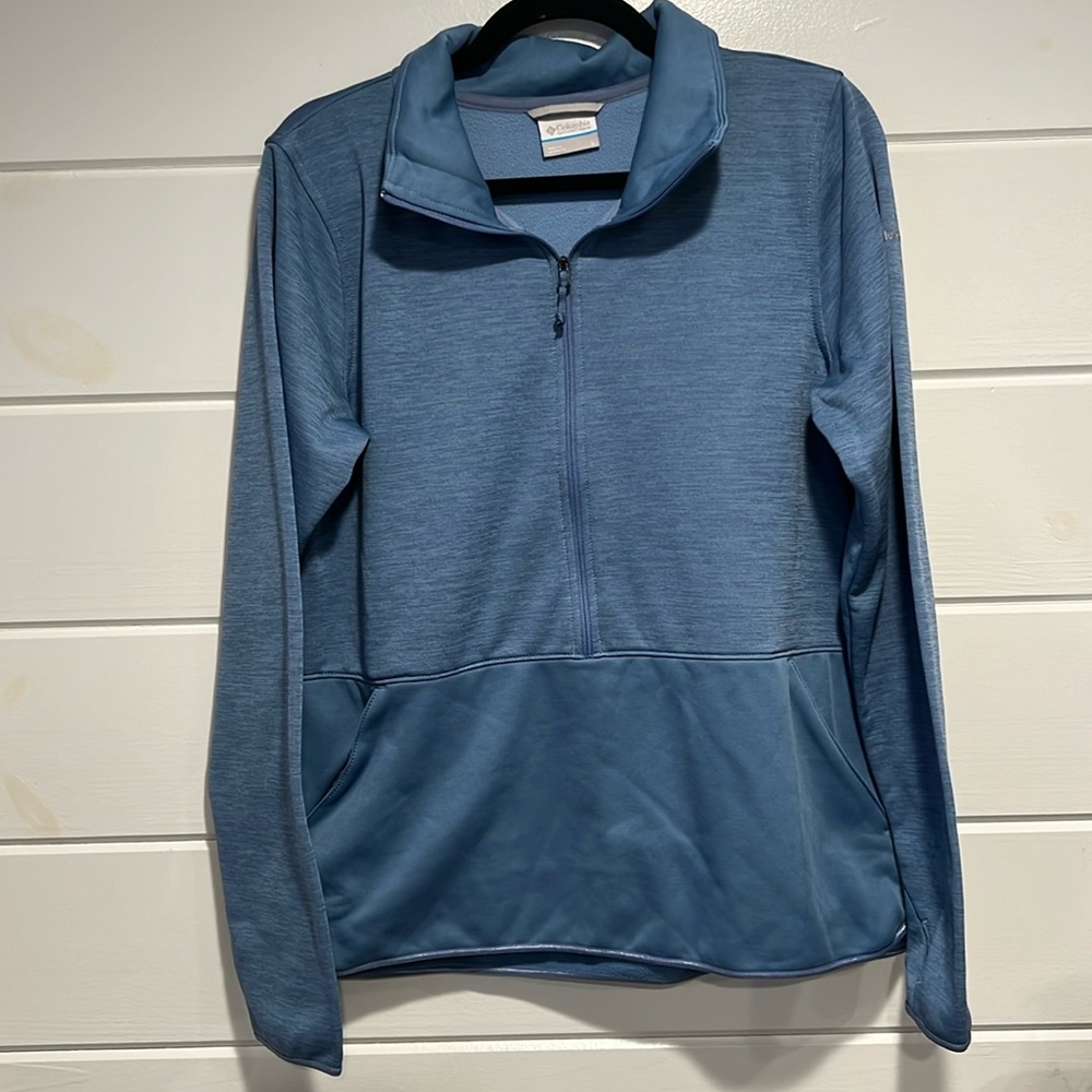Top - Columbia